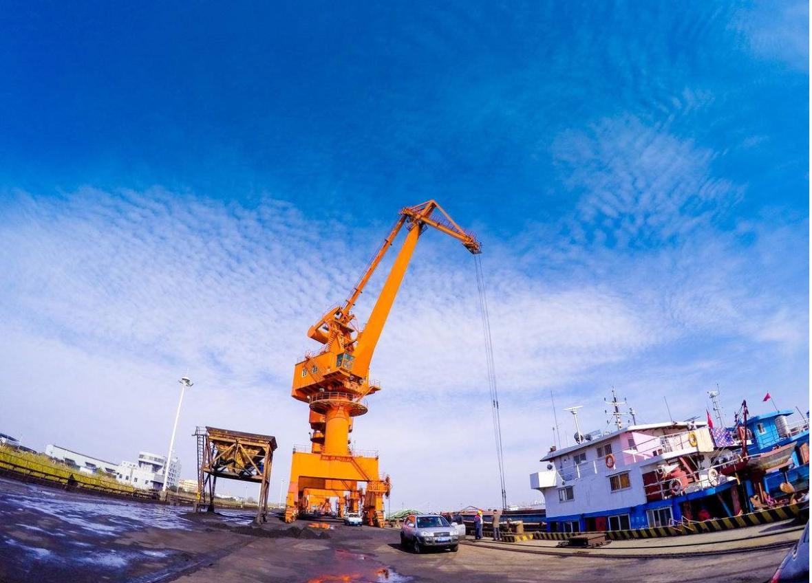 湖北黃岡港口門座起重機廠家求真務實