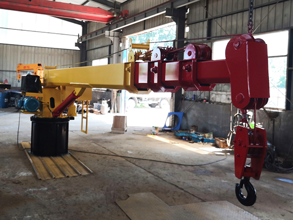 湖北鄂州甲板起重機(jī)廠家甲板起重機(jī)機(jī)動(dòng)靈活