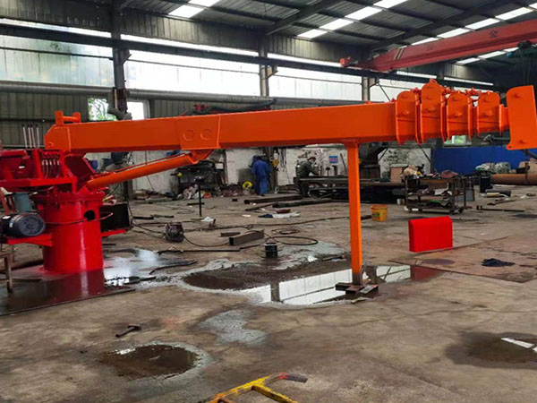 湖北十堰甲板起重機(jī)廠家甲板起重機(jī)安全操作措施