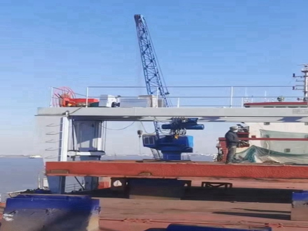 河北黃驊克令吊廠家 克令吊全球航運(yùn)的重要角色